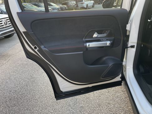 Certified 2021 Mercedes-Benz GLB 250 image 37