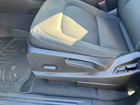 Used 2020 Chevrolet Colorado LT image 27