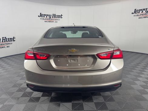 Used 2024 Chevrolet Malibu LT FWD image 8