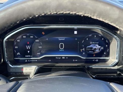 Used 2022 Chevrolet Silverado 1500 LT Trail Boss w/ LT Trail Boss Premium Package image 17