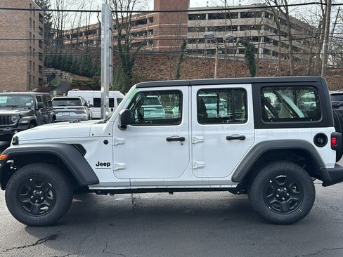 New 2026 Jeep Wrangler Unlimited Sport image 9