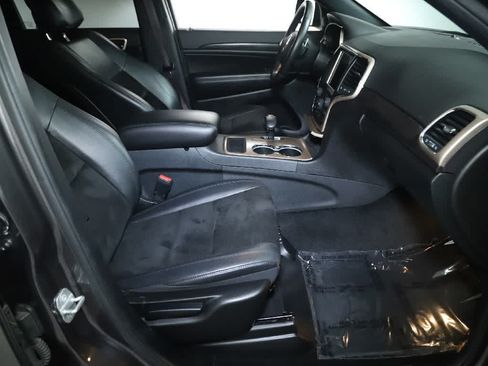 Used 2014 Jeep Grand Cherokee Altitude AWD/4WD image 33