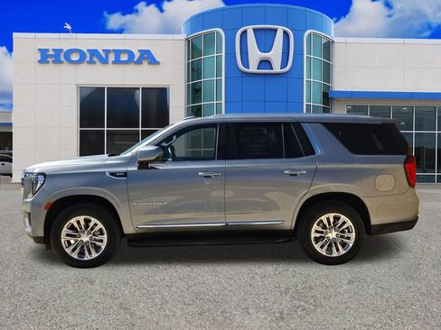 Used 2024 GMC Yukon SLT w/ SLT Luxury Package AWD/4WD image 14