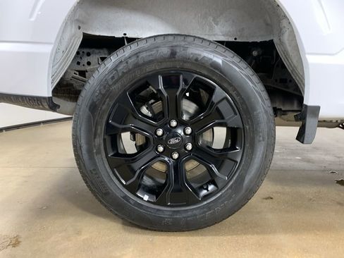 Used 2023 Ford F150 XLT w/ XLT Black Appearance Package AWD/4WD image 37