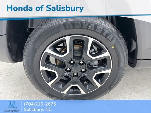 Used 2019 Jeep Compass Trailhawk image 12