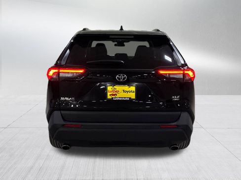 Used 2025 Toyota RAV4 XLE image 5