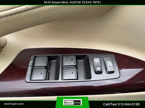 Used 2013 Lexus LX 570 4WD image 27