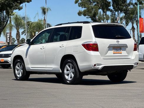 Used 2010 Toyota Highlander 2WD image 5