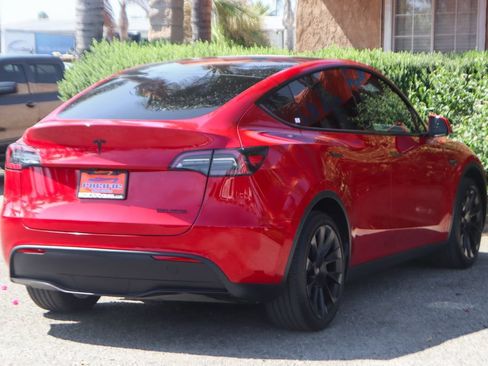 Used 2023 Tesla Model Y Long Range AWD/4WD image 10