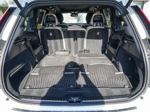 Used 2026 Volvo XC90 B6 Plus w/ Protection Package Premier AWD/4WD image 29