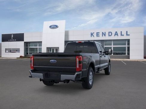 New 2026 Ford F350 XLT w/ XLT Premium Package AWD/4WD image 8
