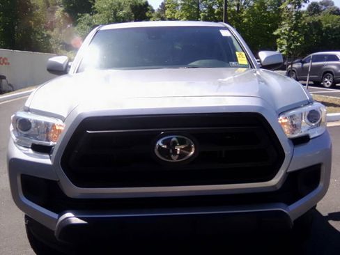 Used 2023 Toyota Tacoma SR AWD/4WD image 14