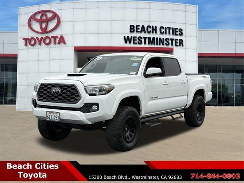 Used 2021 Toyota Tacoma TRD Sport image 6