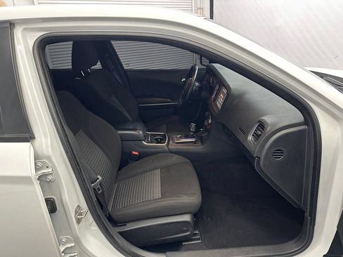 Used 2023 Dodge Charger SXT RWD image 13