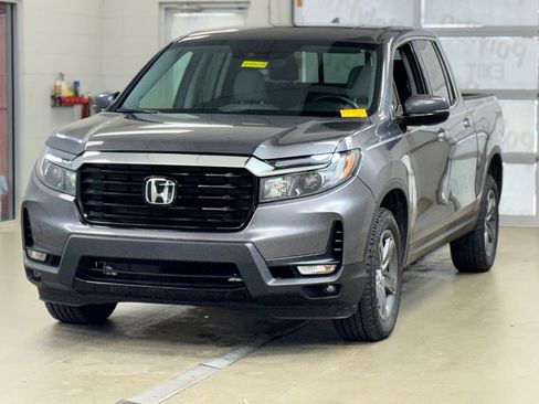 Used 2023 Honda Ridgeline RTL-E image 3