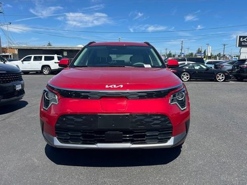 Certified 2023 Kia Niro Wind w/ Wind Preserve Package FWD image 6