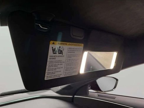 Used 2024 Lucid Air Touring image 34