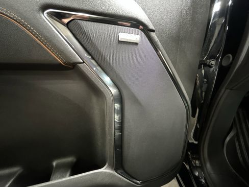 Used 2024 GMC Sierra 2500 AT4 w/ AT4 Premium Plus Package image 26