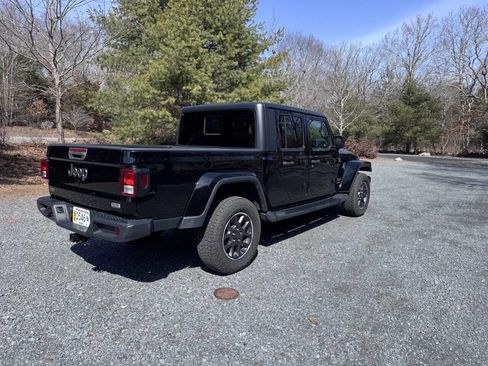 Used 2022 Jeep Gladiator Overland w/ Popular Equipment Package image 6