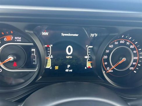 New 2025 Jeep Wrangler Sahara image 15