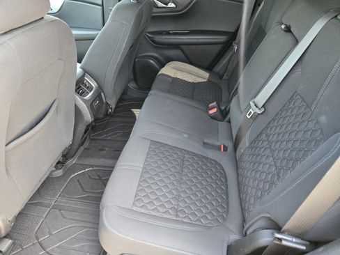 Used 2020 Chevrolet Blazer LT FWD image 9