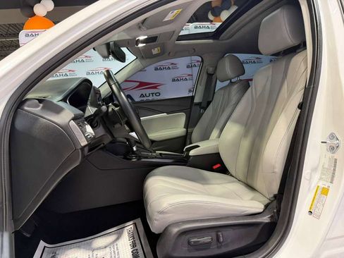 Used 2025 Acura Integra FWD image 28