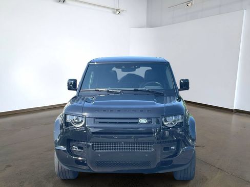 Certified 2024 Land Rover Defender 110 V8 AWD/4WD image 2