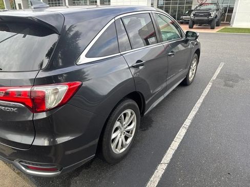 Used 2016 Acura RDX w/ Technology Package FWD image 3