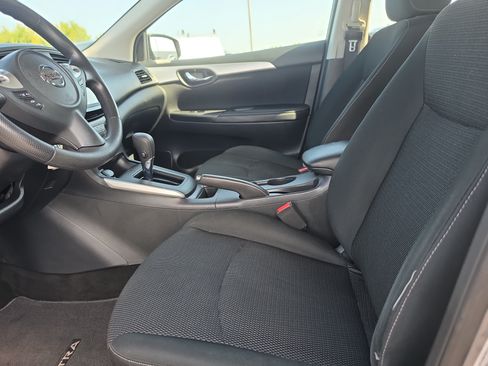 Used 2019 Nissan Sentra S w/ Appearance Package FWD image 14