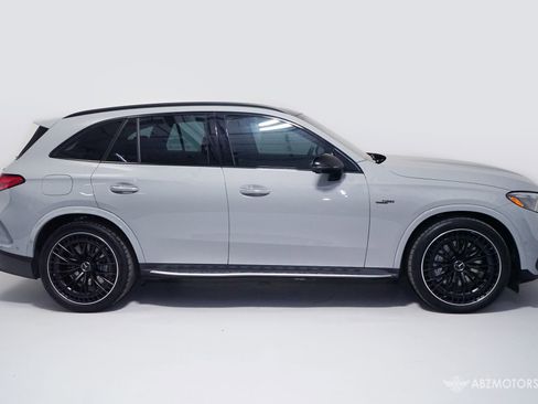 Used 2025 Mercedes-Benz GLC 43 AMG 4MATIC image 3