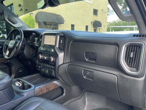 Used 2020 GMC Sierra 3500 Denali w/ Technology Package AWD/4WD image 13