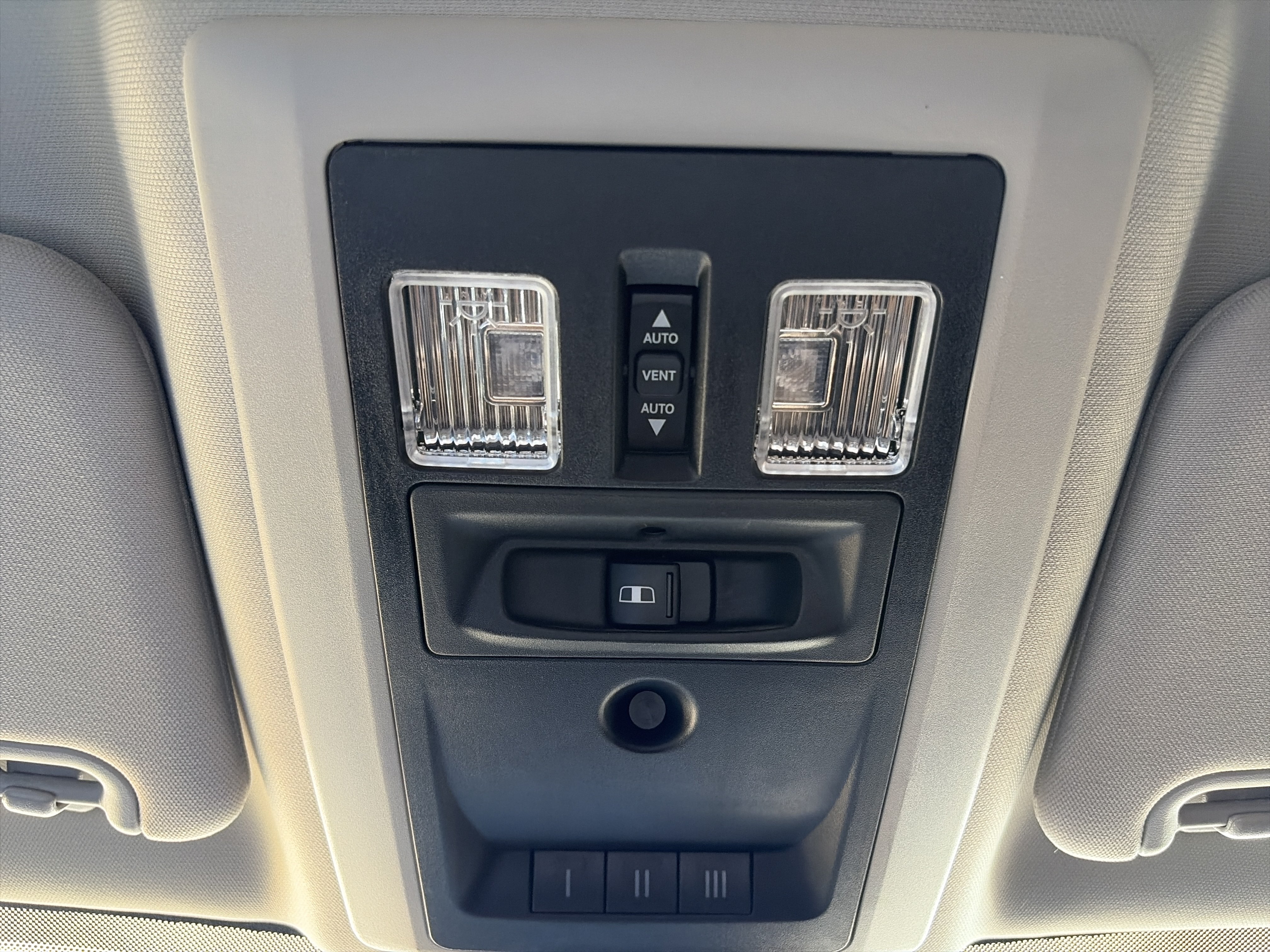 Used 2018 RAM 3500 Laramie Longhorn w/ Cold Weather Group AWD/4WD image 27
