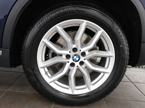 Used 2020 BMW X5 xDrive40i w/ Premium Package AWD/4WD image 37