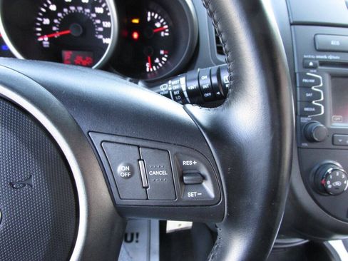 Used 2013 Kia Soul + w/ Audio Pkg FWD image 24