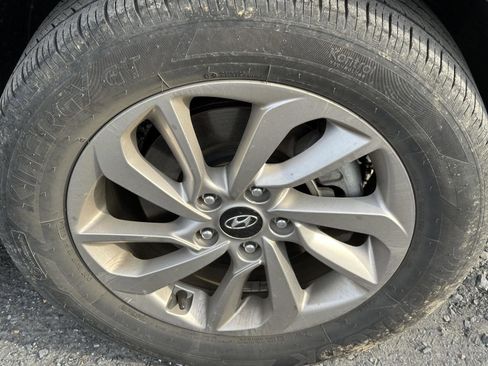 Used 2017 Hyundai Tucson SE image 10