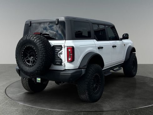 Used 2023 Ford Bronco Badlands w/ Sasquatch Package AWD/4WD image 9