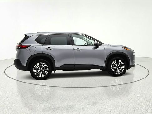 Used 2022 Nissan Rogue SV image 7