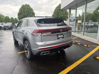 New 2026 Volkswagen Atlas Cross Sport SEL Premium R-Line