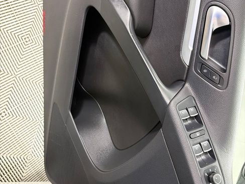 Used 2016 Volkswagen Tiguan R-Line AWD/4WD image 11