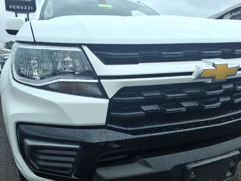 Certified 2022 Chevrolet Colorado LT image 9