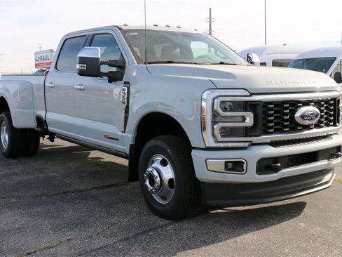 New 2026 Ford F350 Platinum w/ Platinum Plus Package image 4