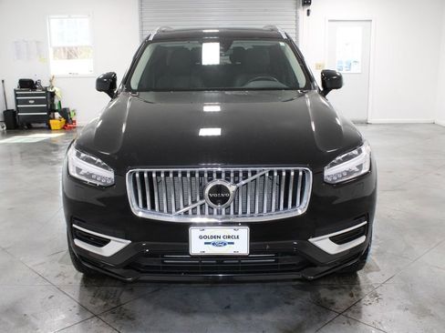 Used 2024 Volvo XC90 T8 Plus w/ Protection Package Premier AWD/4WD image 3