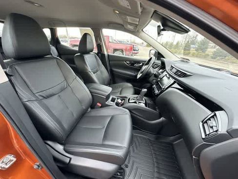 Used 2022 Nissan Rogue Sport SL image 21