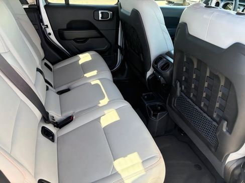 Used 2022 Jeep Gladiator Mojave w/ LED Lighting Group AWD/4WD image 28