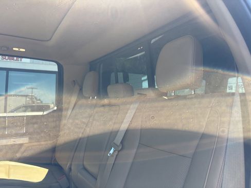 Used 2019 Ford F250 Lariat w/ Lariat Ultimate Package AWD/4WD image 5