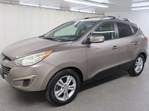 Used 2012 Hyundai Tucson GLS AWD/4WD image 3