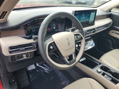 New 2026 Lincoln Corsair Reserve image 13