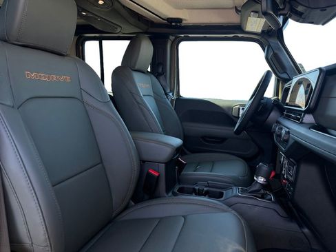 New 2026 Jeep Gladiator Mojave image 15