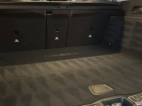 New 2026 Mercedes-Benz GLE 450 4MATIC image 33