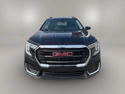 Used 2022 GMC Terrain SLE w/ Driver Convenience Package AWD/4WD image 2
